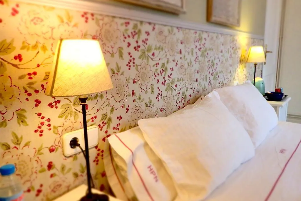 Hostal Poblenou Barcellona Bed & Breakfast