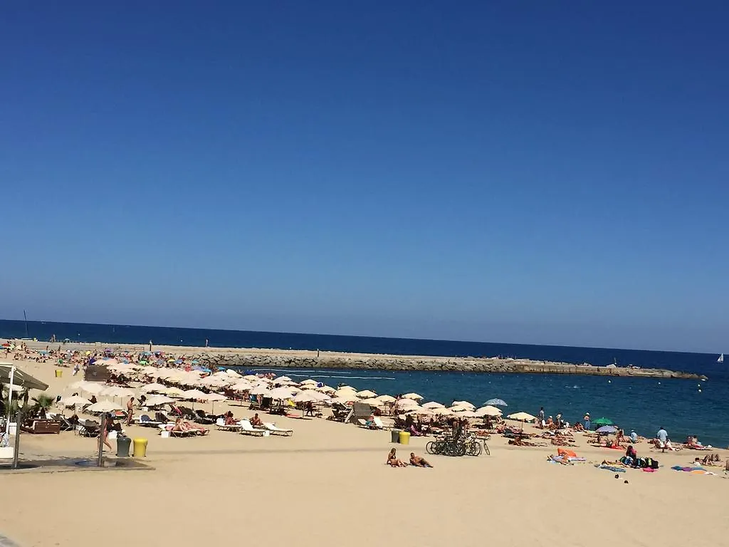 *** Bed & Breakfast Hostal Poblenou Barcellona Spagna
