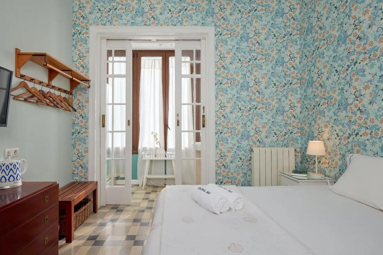 Hostal Poblenou Barcelona Bed & Breakfast