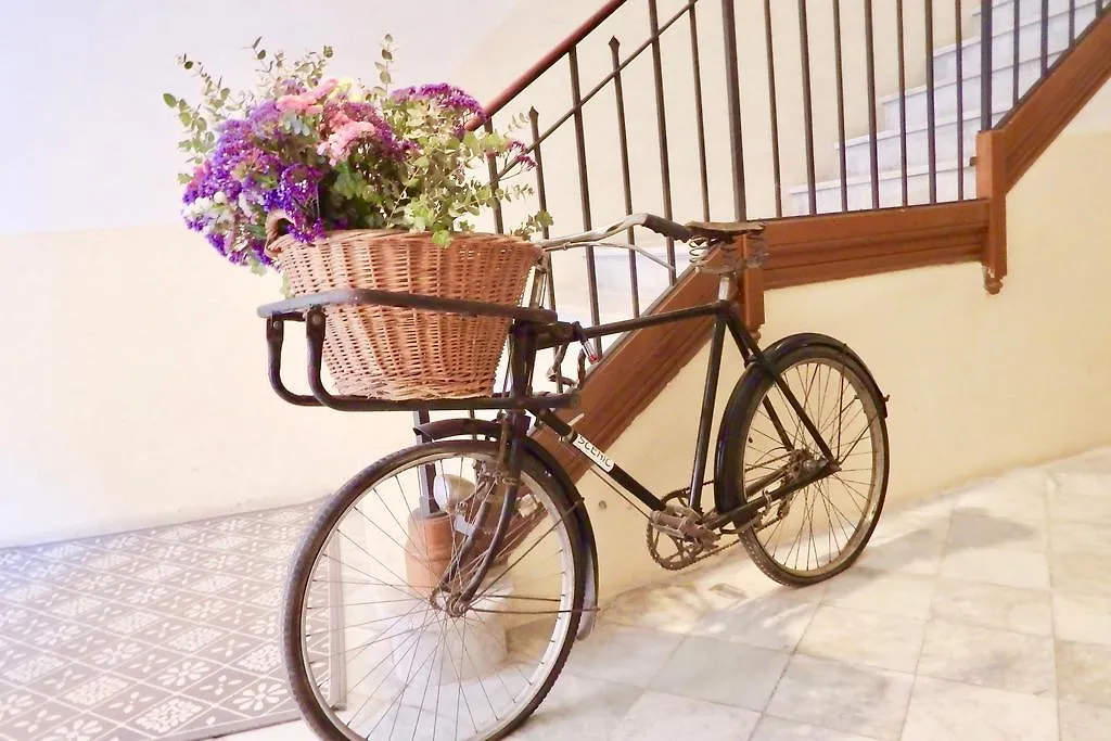 Bed & Breakfast Hostal Poblenou Barcelona